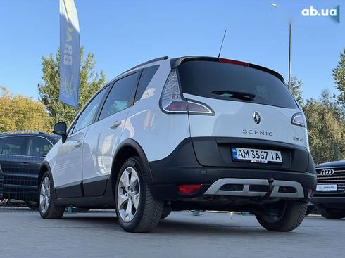 Renault Scenic 2013 - фото 21