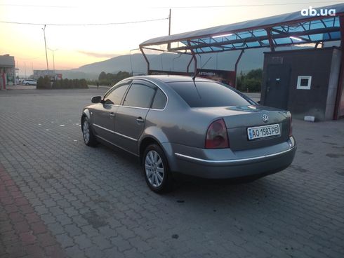 Volkswagen Passat 2003 серый - фото 7