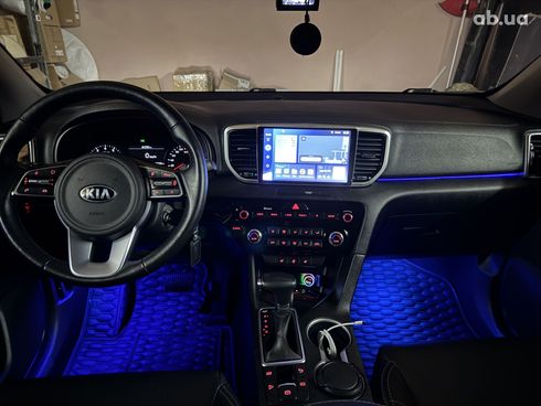 Kia Sportage 2021 белый - фото 7
