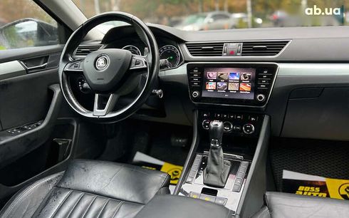 Skoda Superb 2018 - фото 20