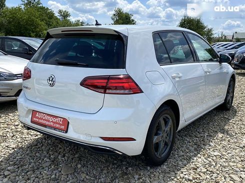 Volkswagen e-Golf 2020 - фото 15