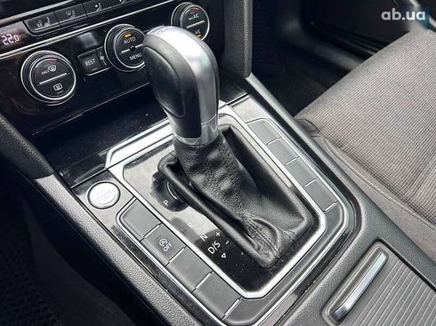 Volkswagen Passat 2015 - фото 27