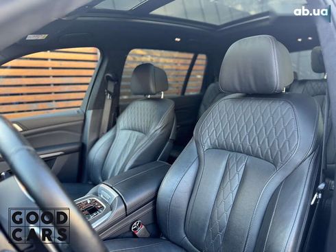 BMW X7 2022 - фото 16