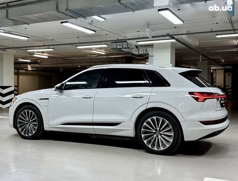 Audi E-Tron 2019 - фото 19
