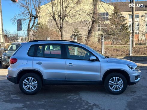 Volkswagen Tiguan 2016 серый - фото 7