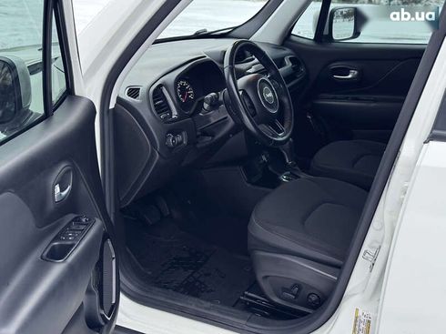 Jeep Renegade 2019 - фото 30