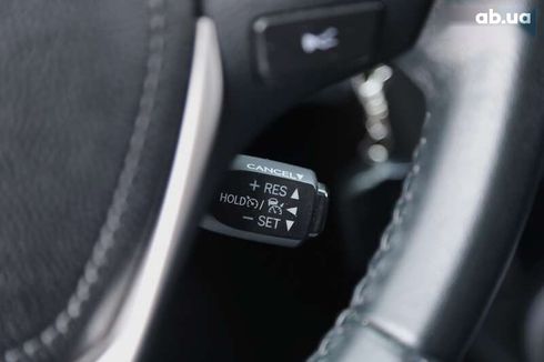 Toyota RAV4 2017 - фото 26