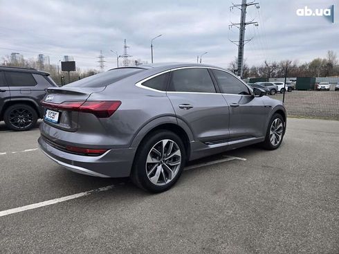 Audi E-Tron 2021 - фото 12