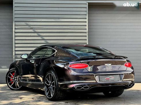 Bentley Continental GT 2022 - фото 10