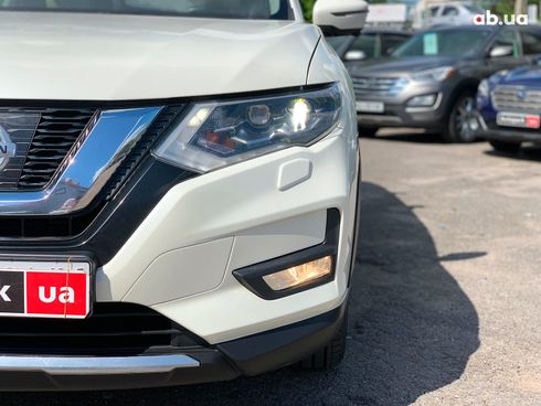 Nissan X-Trail 2017 белый - фото 9