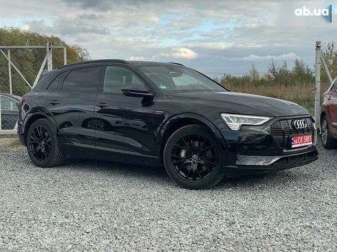 Audi E-Tron 2021 - фото 7