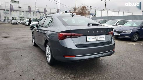 Skoda Octavia 2021 - фото 22
