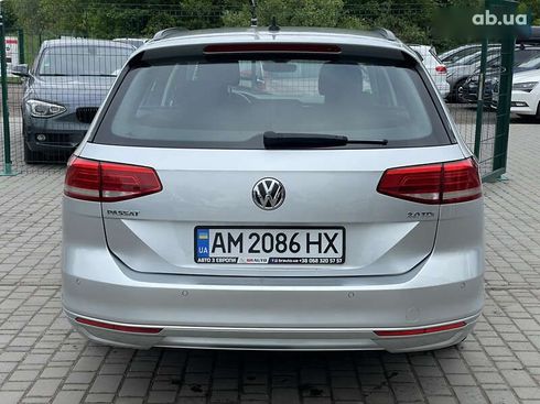 Volkswagen Passat 2017 - фото 18