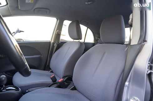 Peugeot iOn 2017 - фото 16