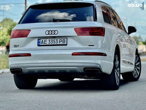 Audi Q7 2016 - фото 11