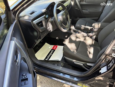 Toyota Corolla 2016 черный - фото 14