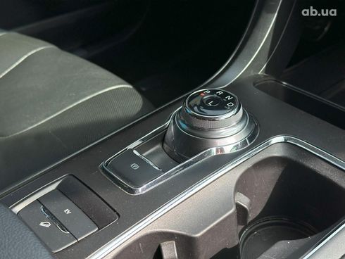 Ford Fusion 2018 серый - фото 30