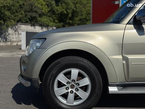 Mitsubishi Pajero Wagon 2008 бежевый - фото 4
