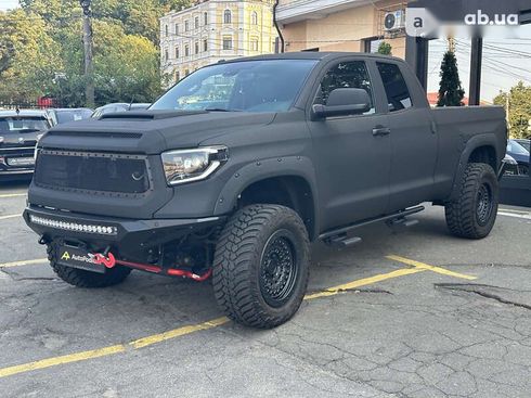 Toyota Tundra 2018 - фото 2