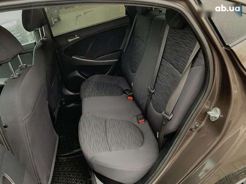 Hyundai Solaris 2016 - фото 27