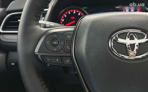 Toyota Camry 2024 - фото 23