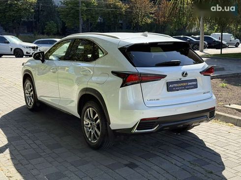 Lexus NX 2018 - фото 11