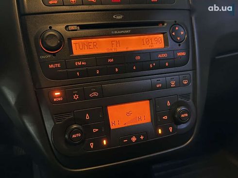 Fiat grande punto 2008 - фото 14