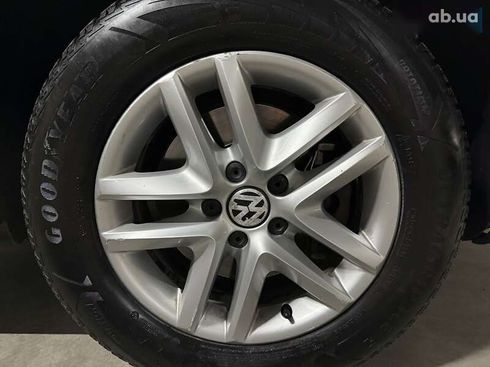 Volkswagen Tiguan 2010 - фото 12