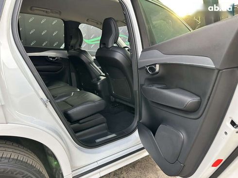 Volvo XC90 2019 - фото 28