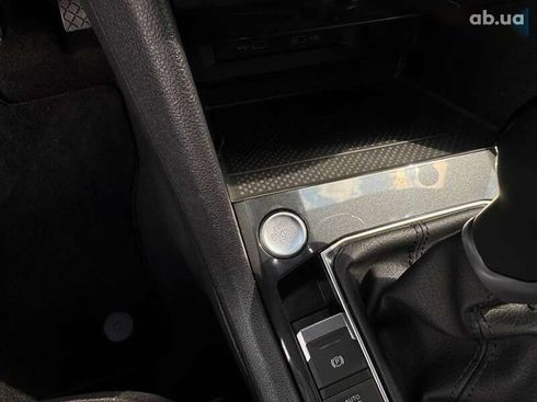Volkswagen Tiguan 2022 - фото 22