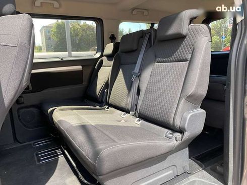 Opel Zafira Life 2020 - фото 18