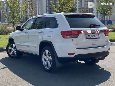 Jeep Grand Cherokee 2012 - фото 4