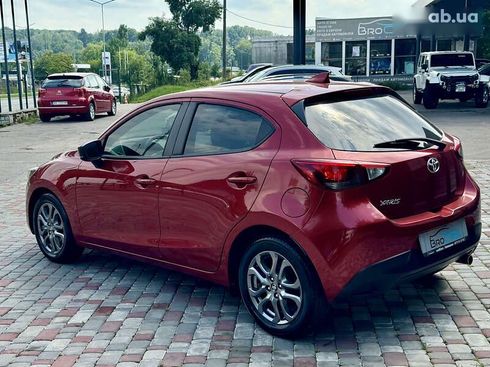 Toyota Yaris 2019 - фото 6