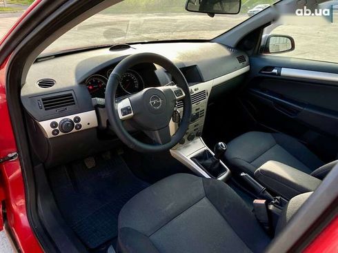 Opel Astra 2008 - фото 16