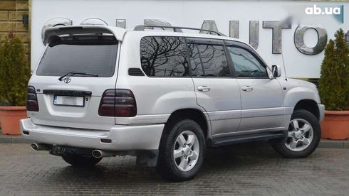 Toyota Land Cruiser 2002 - фото 11