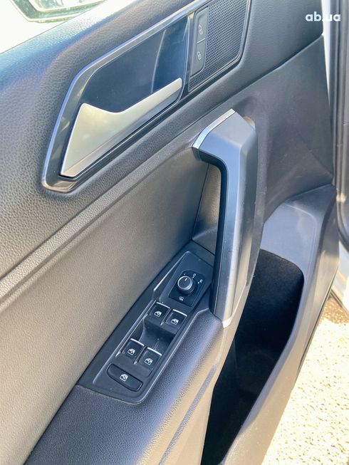 Volkswagen Tiguan Allspace 2018 белый - фото 13