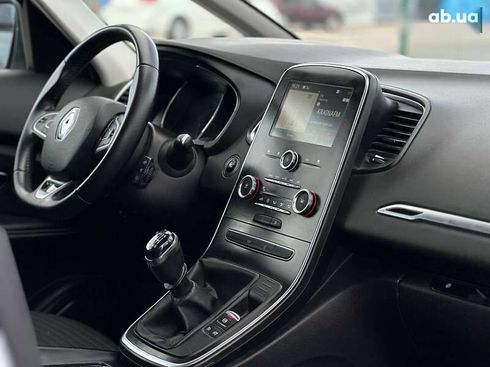 Renault Scenic 2018 - фото 16