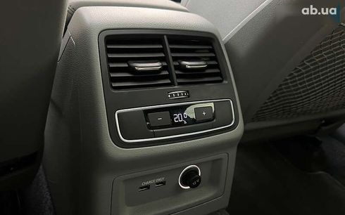 Audi A4 2020 - фото 22