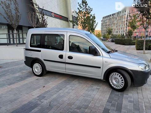 Opel Combo Life 2005 - фото 27