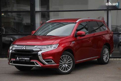 Mitsubishi Outlander 2020 - фото 3