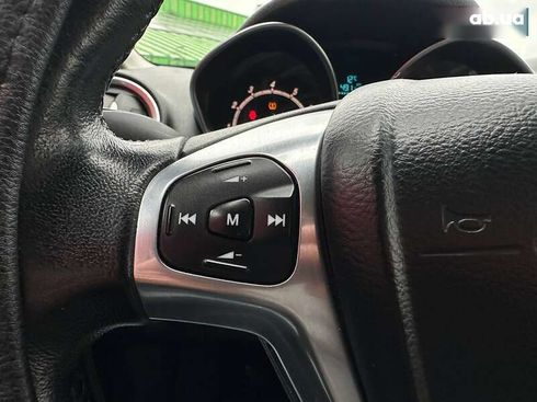 Ford Fiesta 2015 - фото 17