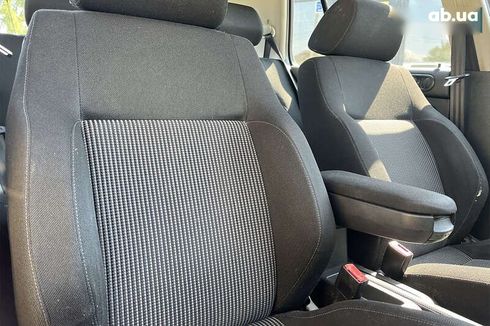 Volkswagen Golf 2002 - фото 24