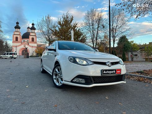 MG 6 2012 белый - фото 2