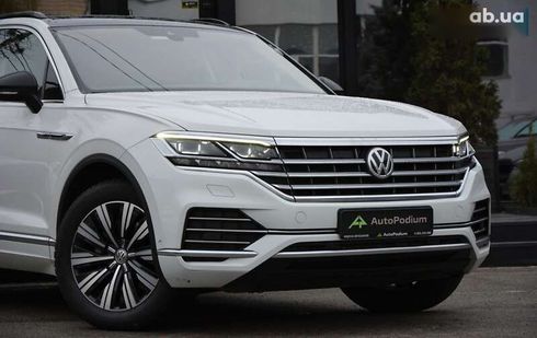 Volkswagen Touareg 2019 - фото 2