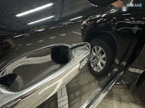Toyota Land Cruiser 2020 - фото 28