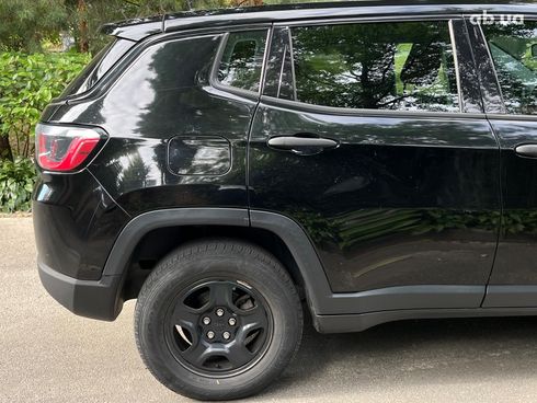 Jeep Compass 2017 черный - фото 16