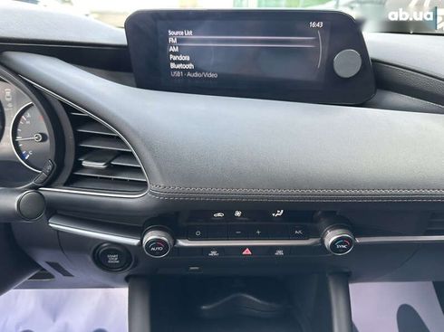 Mazda 3 2021 - фото 11