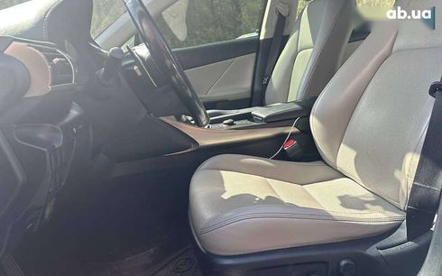 Lexus IS 2014 - фото 9