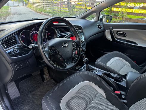 Kia Cee'd 2018 белый - фото 13