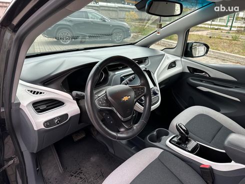 Chevrolet Bolt 2017 серый - фото 16